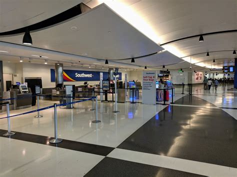Birmingham al airport - The $200 million first phase remodeling of the Birmingham-Shuttlesworth International Airport opened at 4:30 a.m. on March 13, 2013. Nine days later, a flight information display collapsed ...
